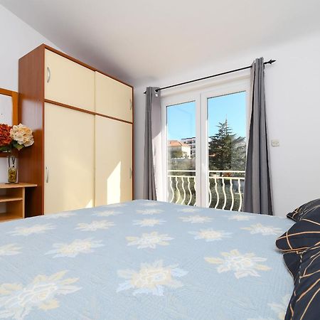 Apartments Biserka - 50 M From Beach トロギール エクステリア 写真