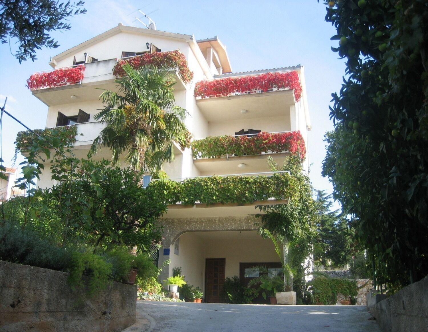 Apartments Biserka - 50 M From Beach トロギール エクステリア 写真
