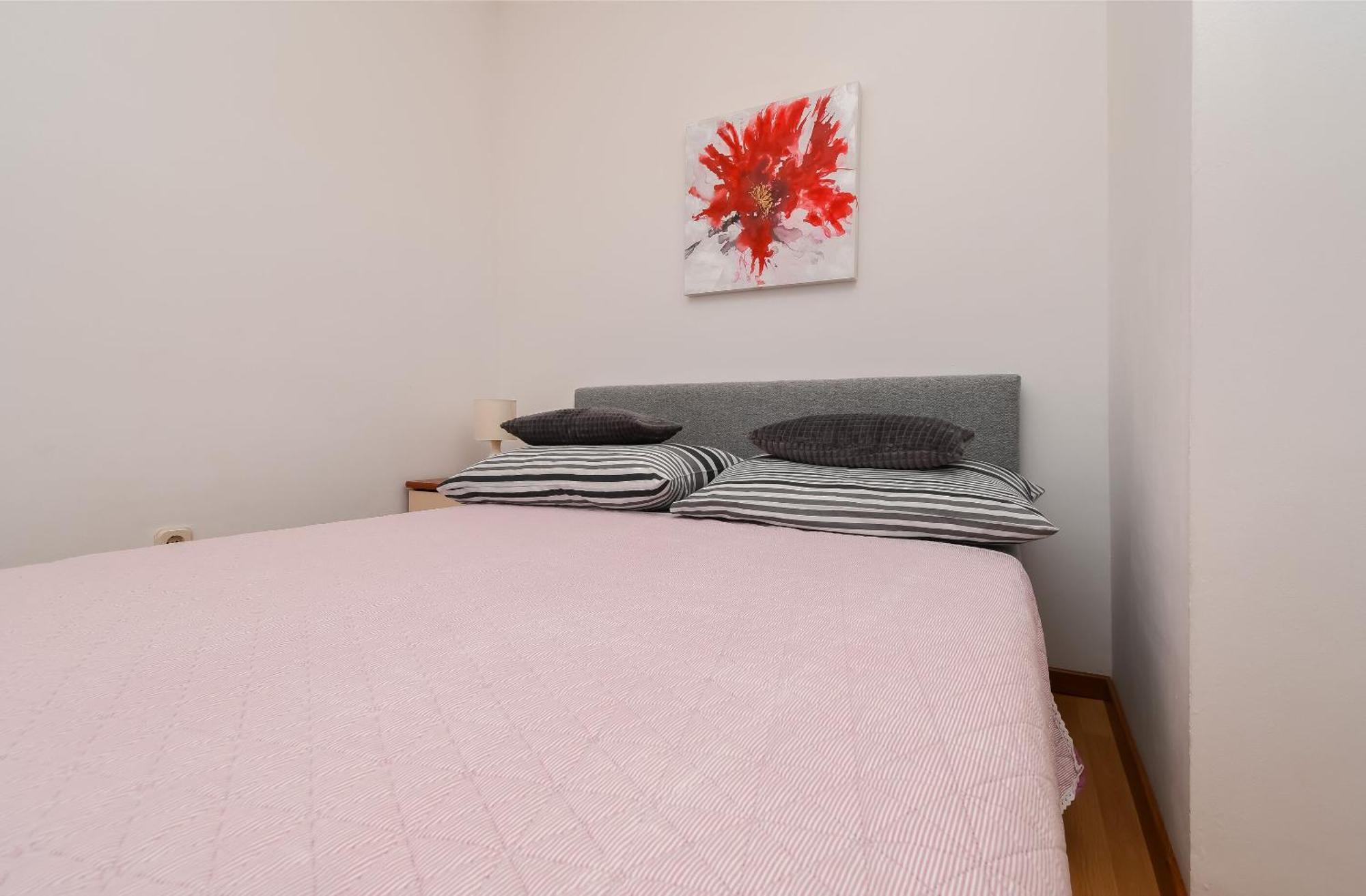 Apartments Biserka - 50 M From Beach トロギール エクステリア 写真