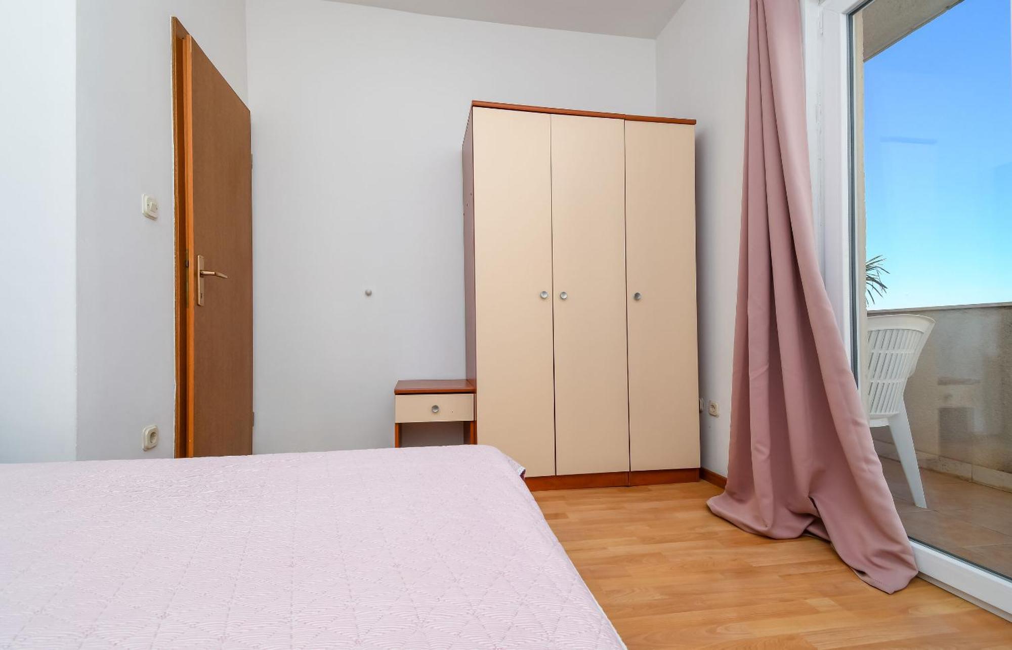 Apartments Biserka - 50 M From Beach トロギール エクステリア 写真