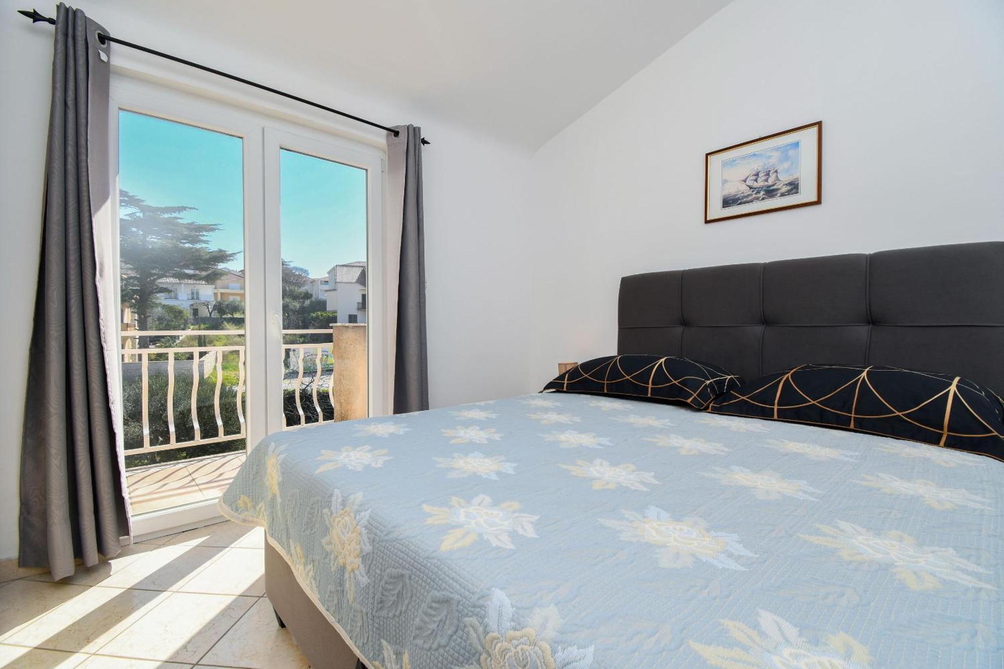Apartments Biserka - 50 M From Beach トロギール エクステリア 写真