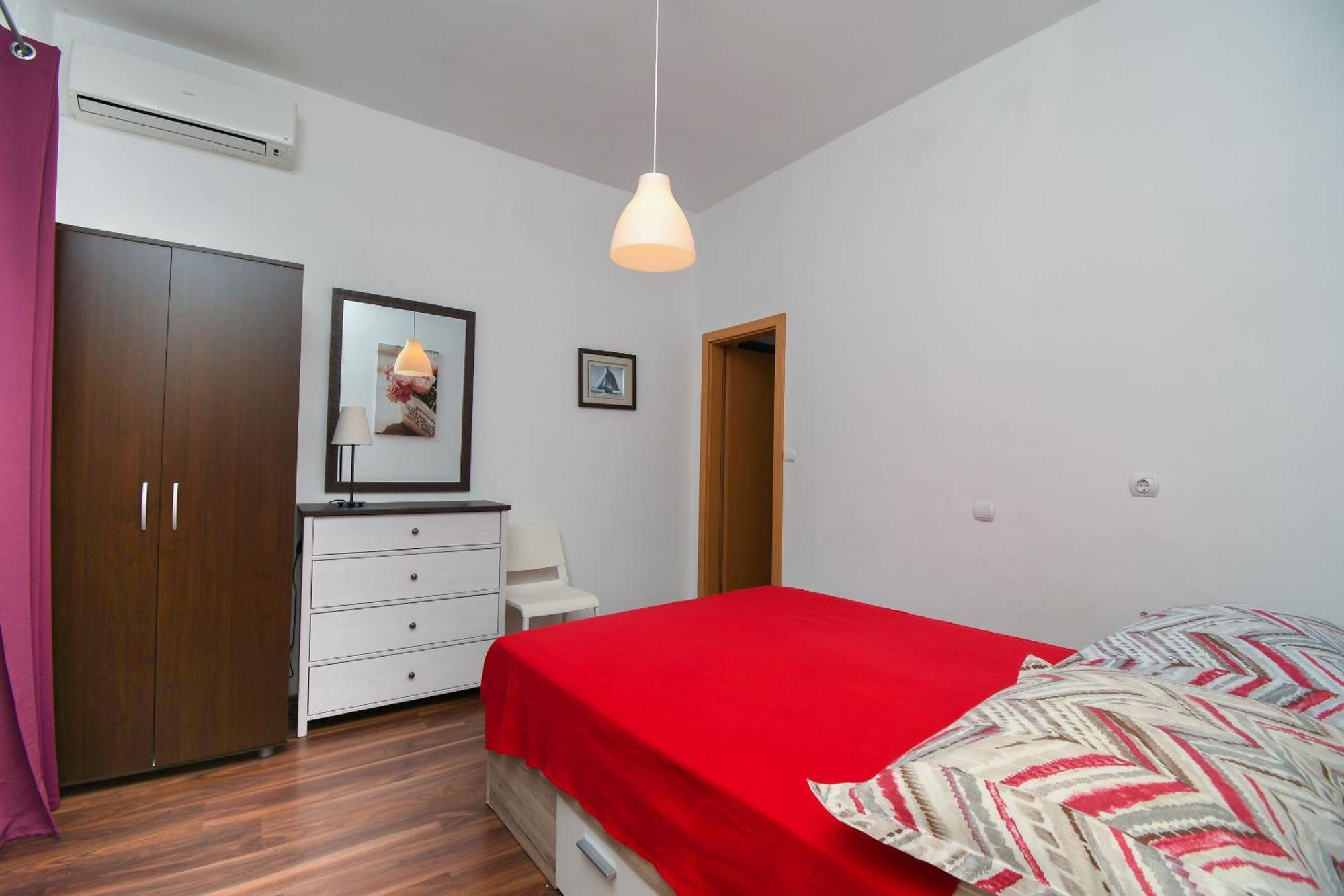 Apartments Biserka - 50 M From Beach トロギール エクステリア 写真